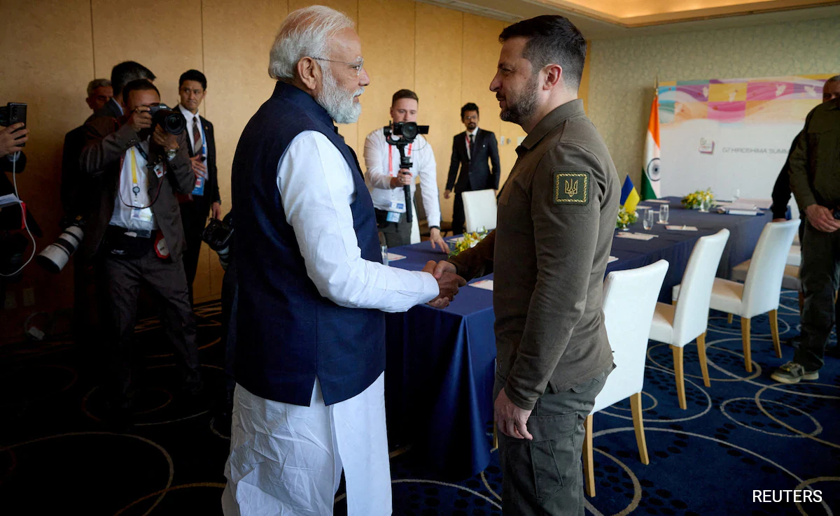 युद्ध और शांति : वोलोडिमिर जेलेंस्की और पीएम नरेंद्र मोदी की तस्वीरों में क्या छुपा है संदेश?
