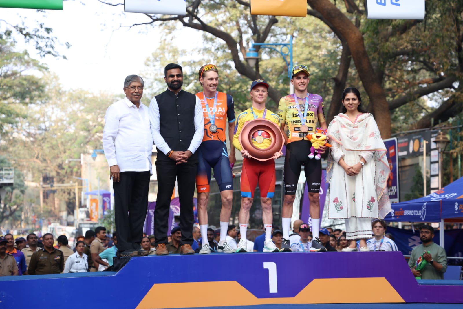 ‘बजाज पुणे ग्रँड टूर- २०२६’चा यशस्वी समारोप!